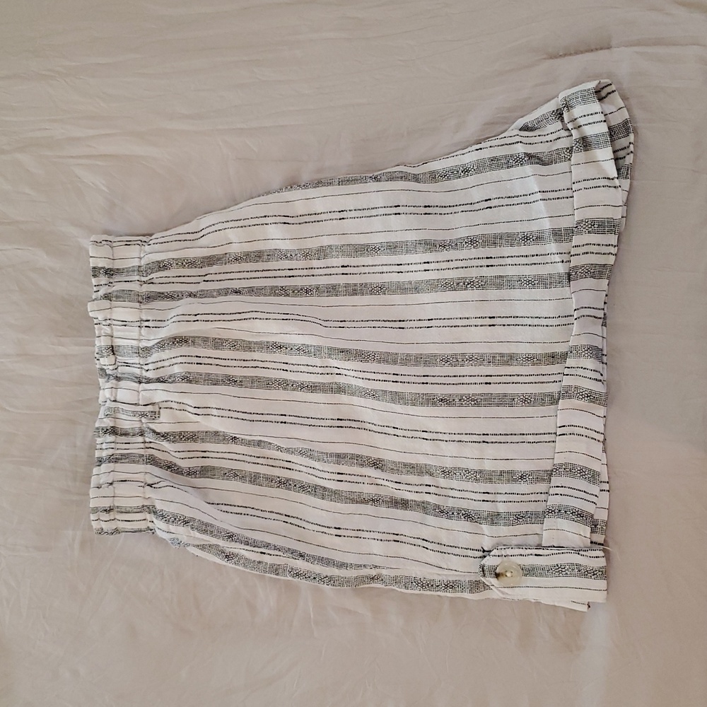 NWT Time and Tru Striped White/Black Gray Women's Shorts sz xxl - Picture 4 of 4
